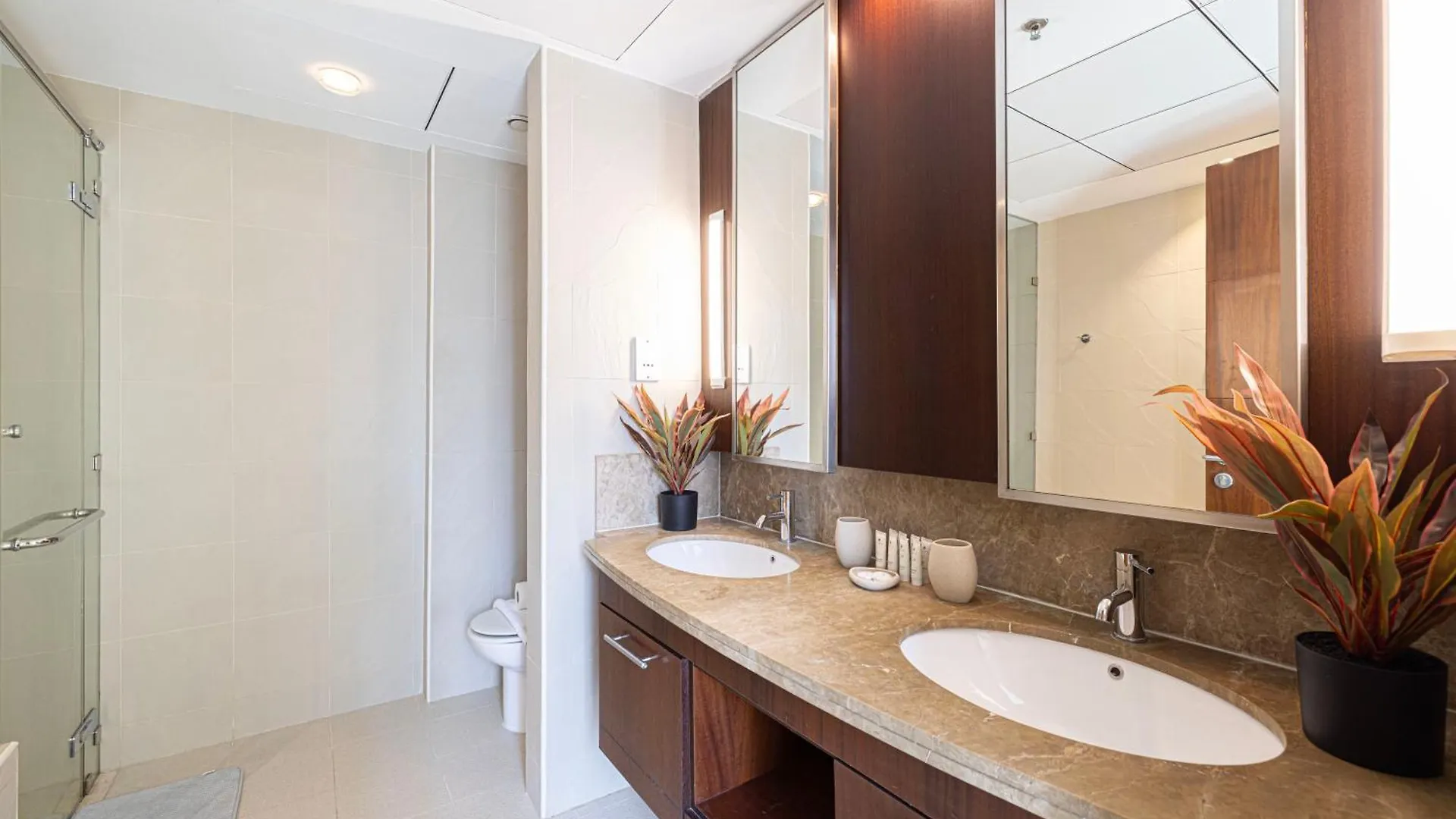 Splendid 2Br Burj Khalifa & Fountain View Apartment Dubai