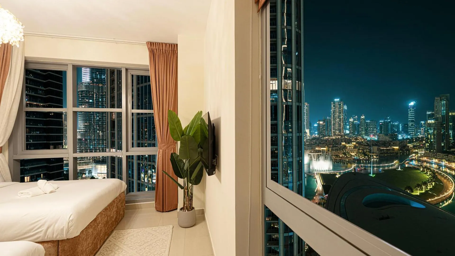 Splendid 2Br Burj Khalifa & Fountain View Apartment Dubai
