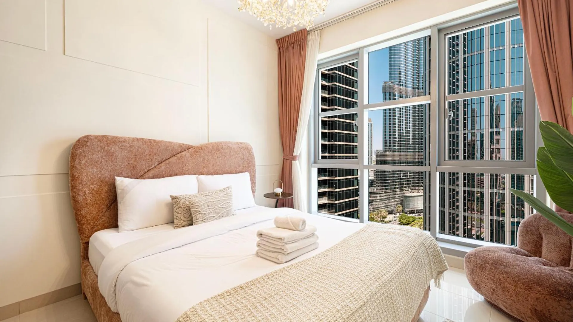 Splendid 2Br Burj Khalifa & Fountain View Apartment Dubai